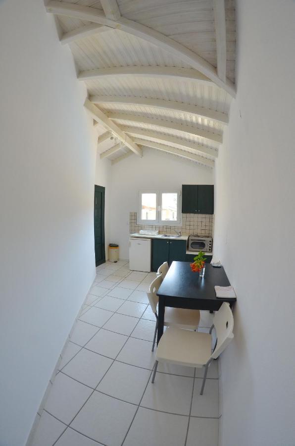 Clio Apartments Σιδάρι Εξωτερικό φωτογραφία